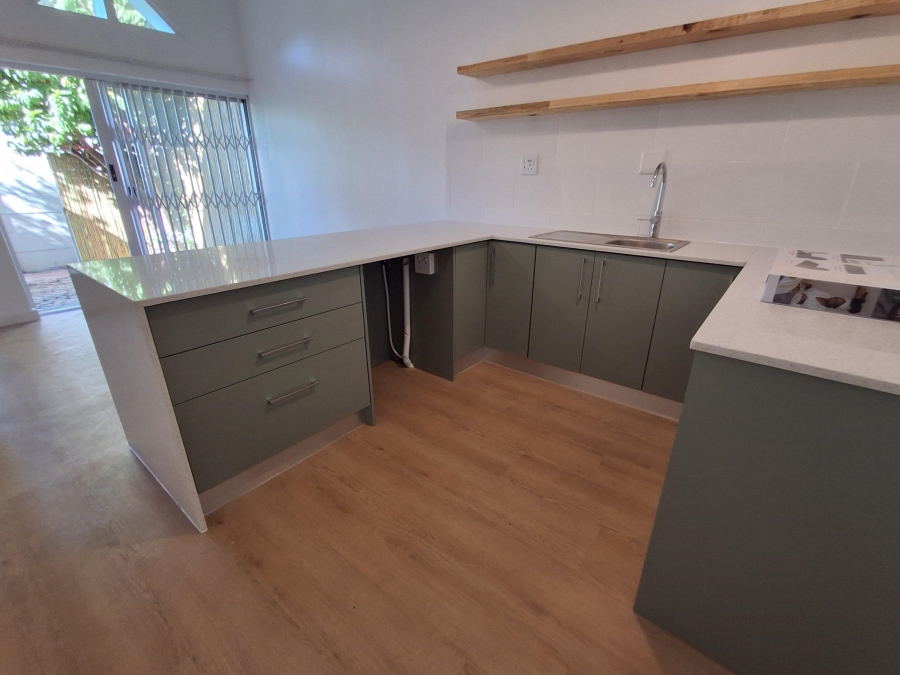 1 Bedroom Property for Sale in Kenilworth Western Cape